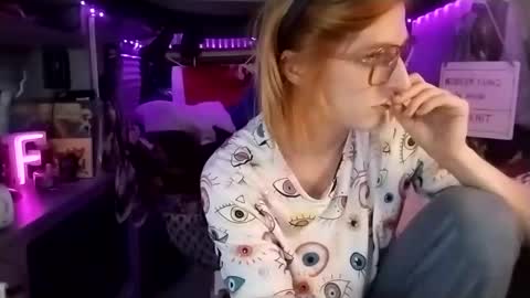 LesleyGumGrass- The Boring Trans girl online show from March 2025 08:32:01 PM