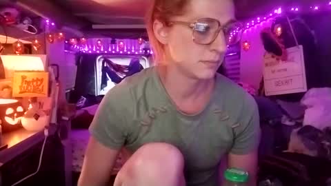 LesleyGumGrass- The Boring Trans girl online show from September 2025 01:59:02 PM