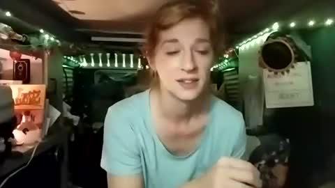 LesleyGumGrass- The Boring Trans girl online show from November 2025 04:00:02 AM