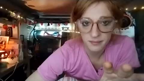 LesleyGumGrass- The Boring Trans girl online show from December 2025 06:24:02 PM