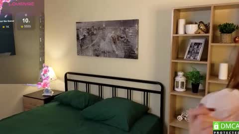 Snapshot of leslie__williams chatting on October 2025 06:14:02 PM Tracy online show from October 2025 06:14:02 PM