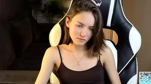 Leslie online show from June 2026 01:07:02 AM