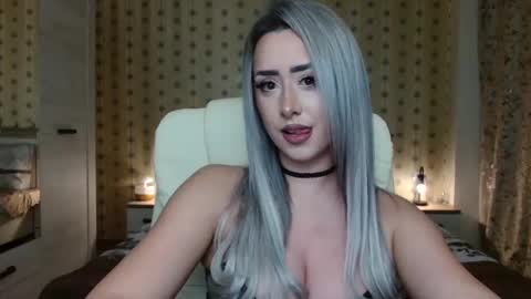 Snapshot of leslie_secret chatting on December 2024 09:58:02 PM leslie_secret online show from December 2024 09:58:02 PM