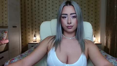 Snapshot of leslie_secret chatting on October 2025 08:48:01 PM leslie_secret online show from October 2025 08:48:01 PM