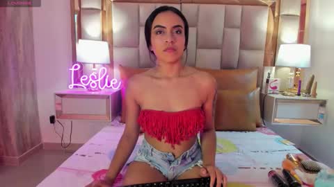 LeslieBush online show from October 2025 12:22:02 PM