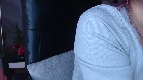 Less  online show from December 2024 11:55:01 AM