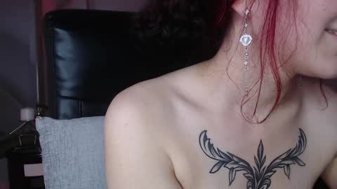 Less  online show from December 2024 03:52:01 PM