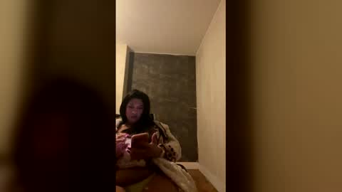 Snapshot of leticiabruselas chatting on February 2026 10:33:01 PM leticiabruselas online show from February 2026 10:33:01 PM