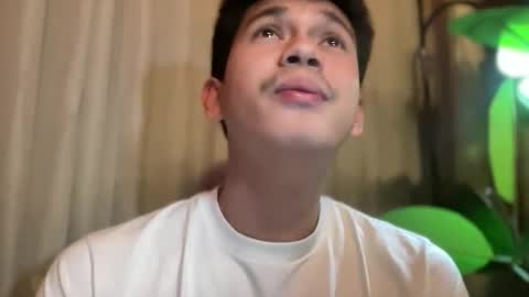 Snapshot of letmebeyourgreat1 chatting on March 2026 10:44:01 AM Joshy online show from March 2026 10:44:01 AM