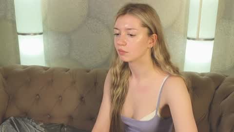 Snapshot of lettablush chatting on January 2025 06:33:02 PM letta online show from January 2025 06:33:02 PM