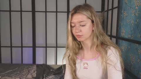 Snapshot of lettablush chatting on January 2025 05:44:02 PM letta online show from January 2025 05:44:02 PM