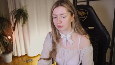 Snapshot of lettablush chatting on January 2025 06:46:01 PM letta online show from January 2025 06:46:01 PM