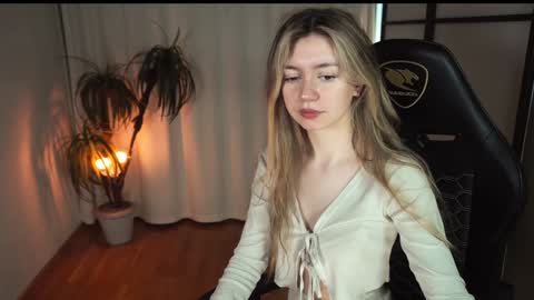 Snapshot of lettablush chatting on February 2025 12:17:02 PM letta online show from February 2025 12:17:02 PM