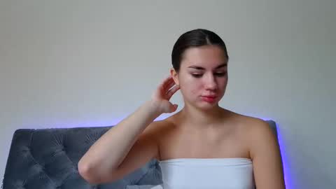 Snapshot of lette_emily chatting on October 2025 10:30:01 AM Emily online show from October 2025 10:30:01 AM