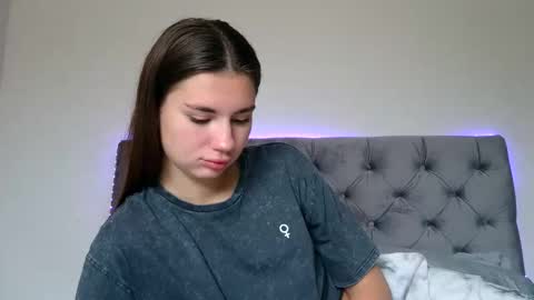 Snapshot of lette_emily chatting on November 2025 08:02:02 AM Emily online show from November 2025 08:02:02 AM