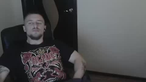 lev1ngston online show from January 2025 07:03:01 AM