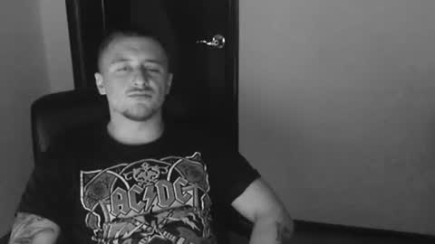 lev1ngston online show from January 2025 11:27:02 PM