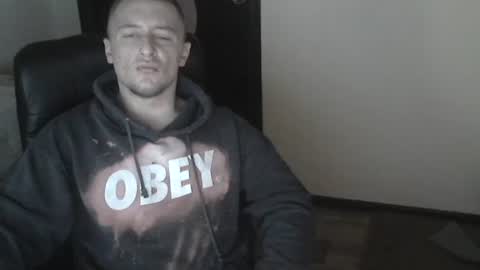 lev1ngston online show from February 2025 10:48:02 AM