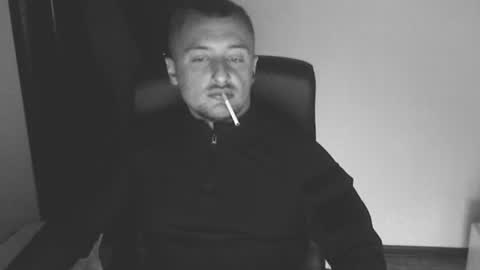 lev1ngston online show from September 2025 06:29:02 PM