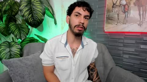 levi_wolf online show from June 2026 12:33:01 PM