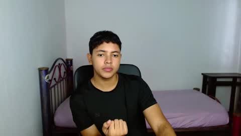 Snapshot of levii_7 chatting on September 2025 08:30:01 PM 0600AM-1200PM - online show from September 2025 08:30:01 PM