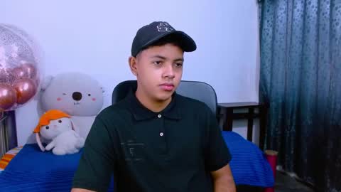 Snapshot of levii_7 chatting on December 2025 03:05:01 PM 0600AM-1200PM - online show from December 2025 03:05:01 PM