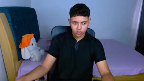 Snapshot of levii_7 chatting on January 2026 03:05:01 PM 0600AM-1200PM - online show from January 2026 03:05:01 PM