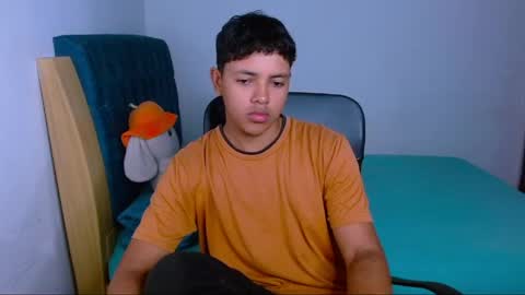 Snapshot of levii_7 chatting on February 2026 11:04:02 PM 0600AM-1200PM - online show from February 2026 11:04:02 PM