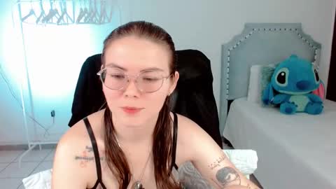 Lexas Room online show from November 2025 04:12:02 AM