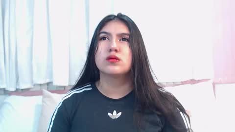 Gabrielle online show from November 2025 11:01:02 AM