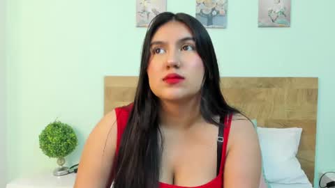 Snapshot of lexi_bloom chatting on July 2026 11:05:02 AM Gabrielle online show from July 2026 11:05:02 AM