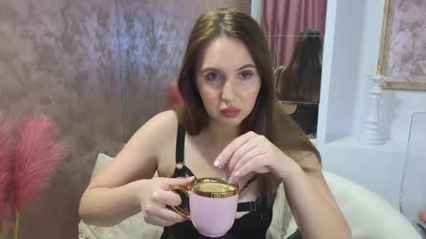 Snapshot of lexi_u_ chatting on March 2025 03:35:01 AM LEXXY online show from March 2025 03:35:01 AM