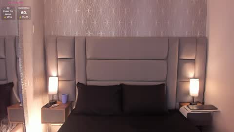 lexiee__ online show from November 2025 11:42:02 AM