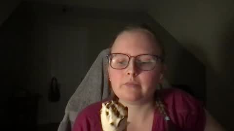 Snapshot of lexielilacs chatting on January 2025 03:11:02 AM lexie online show from January 2025 03:11:02 AM