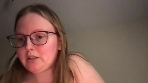 Snapshot of lexielilacs chatting on January 2025 04:54:01 AM lexie online show from January 2025 04:54:01 AM