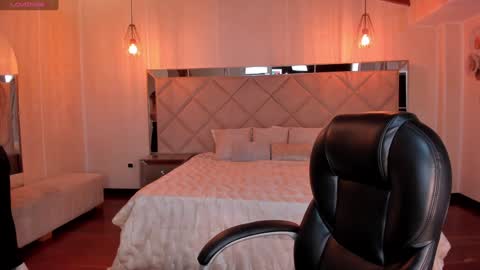 Lexie  online show from December 2024 08:14:02 PM