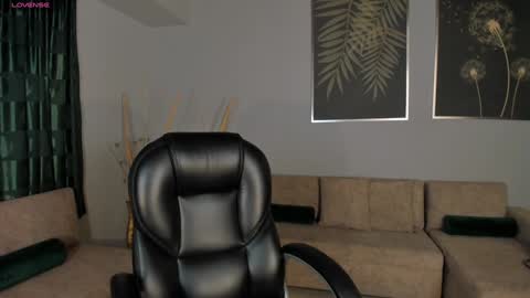 Lexie  online show from January 2025 12:16:02 PM