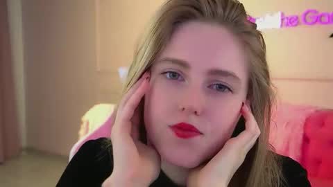 Lexi online show from October 2025 06:47:01 AM