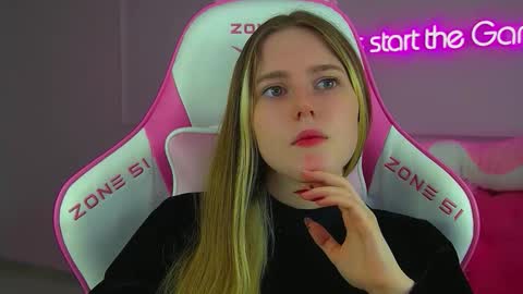 Lexi online show from November 2025 06:46:02 AM