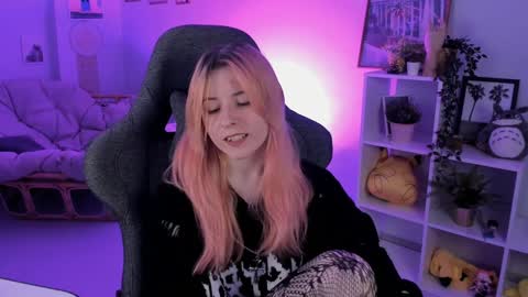 Lexi Wenford NO NUDE GODDESS online show from January 2025 06:28:02 AM