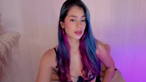 Snapshot of lexy_fox2 chatting on June 2026 01:43:01 AM Lexy online show from June 2026 01:43:01 AM