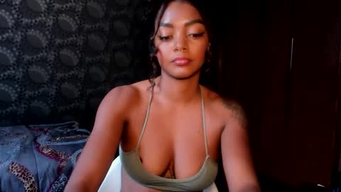 LEXY - Independent account online show from October 2025 01:00:01 PM