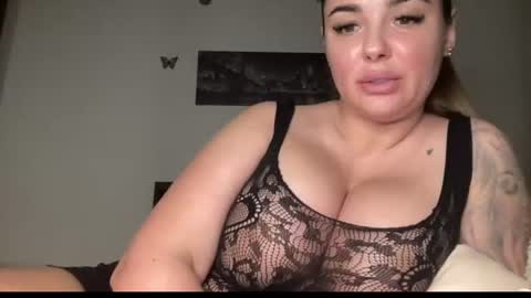 Lexyswetty online show from July 2026 05:59:02 PM