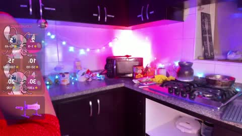   online show from December 2024 06:44:01 AM