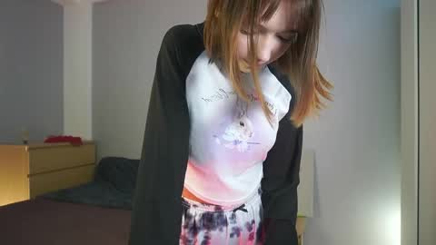 leyla_grace online show from May 2026 06:13:01 PM