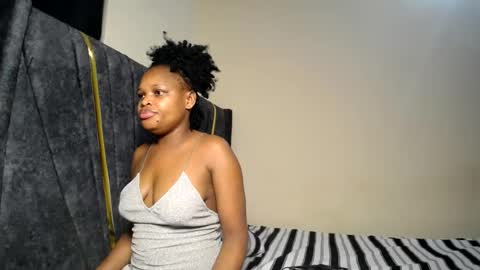 Leylawalker online show from July 2026 08:39:01 PM
