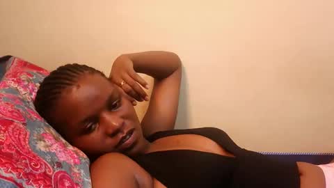 leylacuty13 online show from March 2026 12:12:01 AM