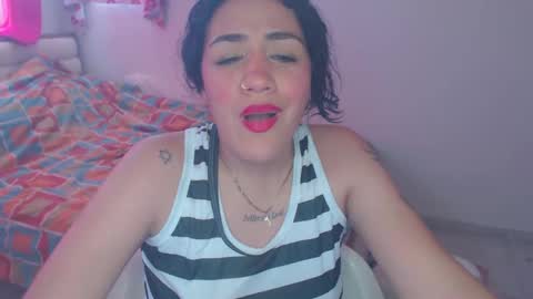 leylapregnant online show from September 2025 03:33:01 PM