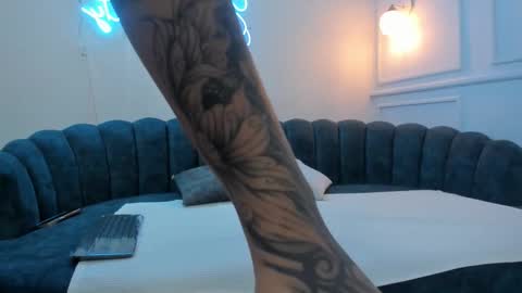 Leyla online show from March 2026 11:47:02 AM