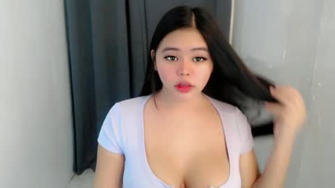 Snapshot of lhara_cumming chatting on June 2026 11:16:02 PM LHARA online show from June 2026 11:16:02 PM